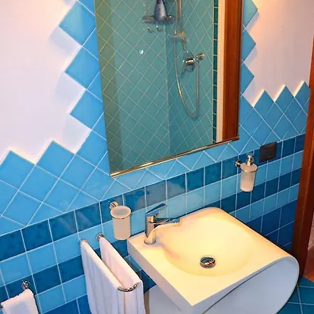 Istrice Innamorato Campello sul Clitunno